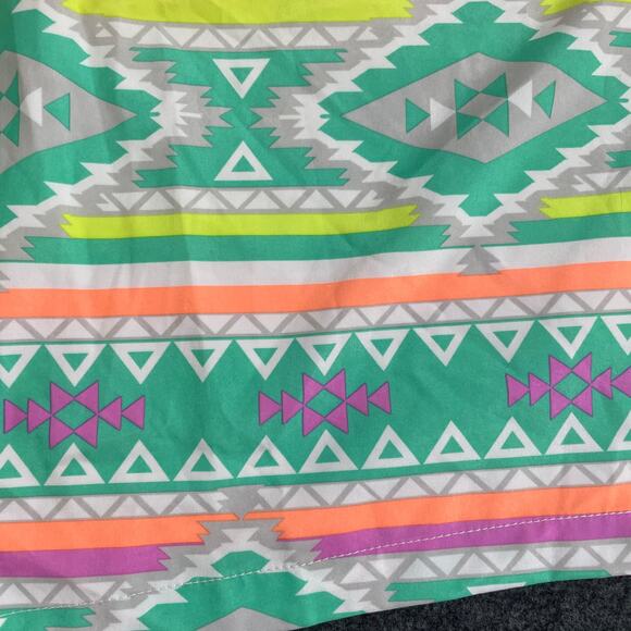 Chubbies Size 3XL 7” Swim Trunks Aztec Tribal Print Shorts Green Pink Neon - Picture 8 of 8